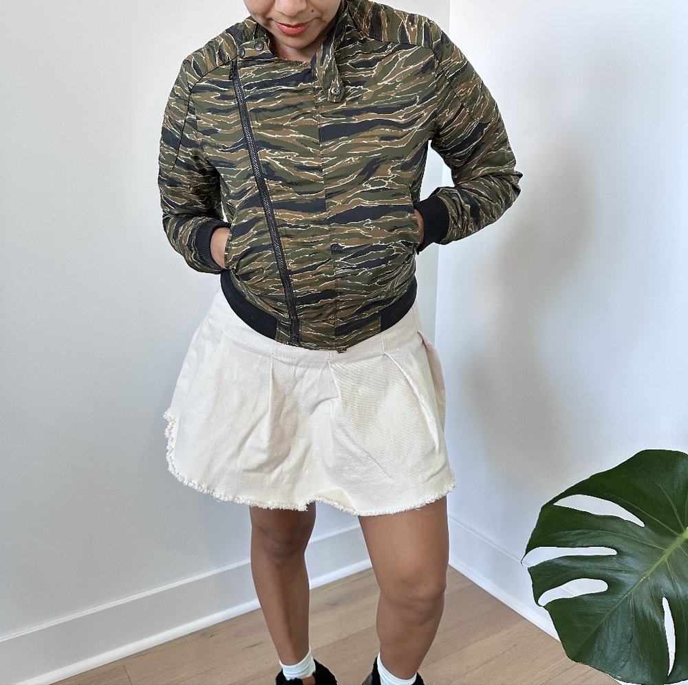 Uniqlo Olive Green Tiger Stripe Bomber Jacket
